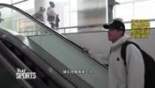 想要老詹留下吗?里夫斯:当然想原班人马再冲一次!但我得先续约